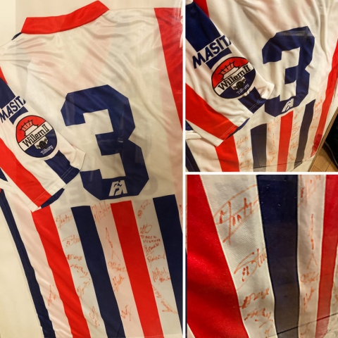 S01E04 - Het shirt dat Fons Mallien in 1992 droeg tijdens zijn laatste wedstrijd voor Willem II.